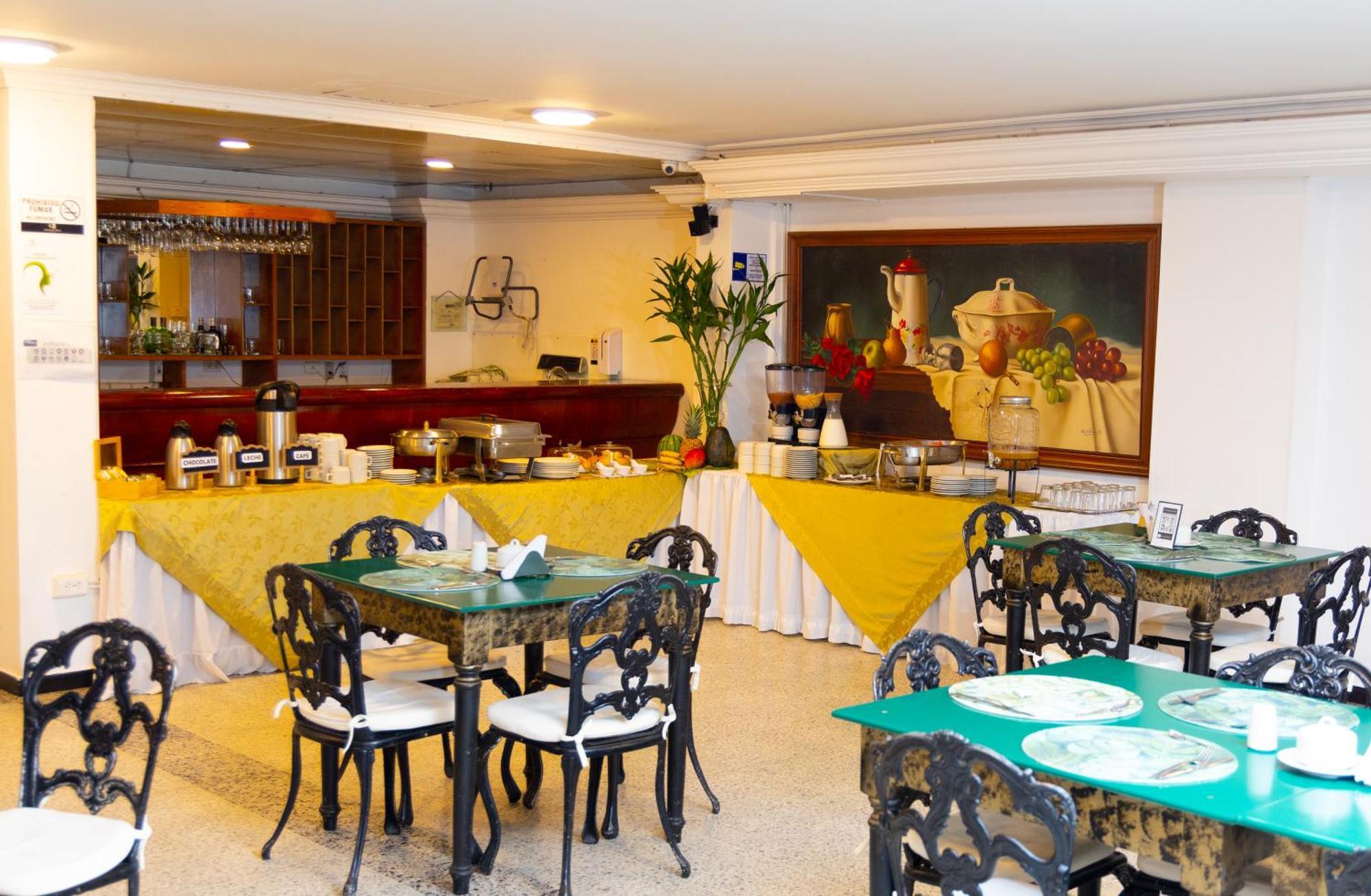 Tama Hotel Granada Real Cali Esterno foto