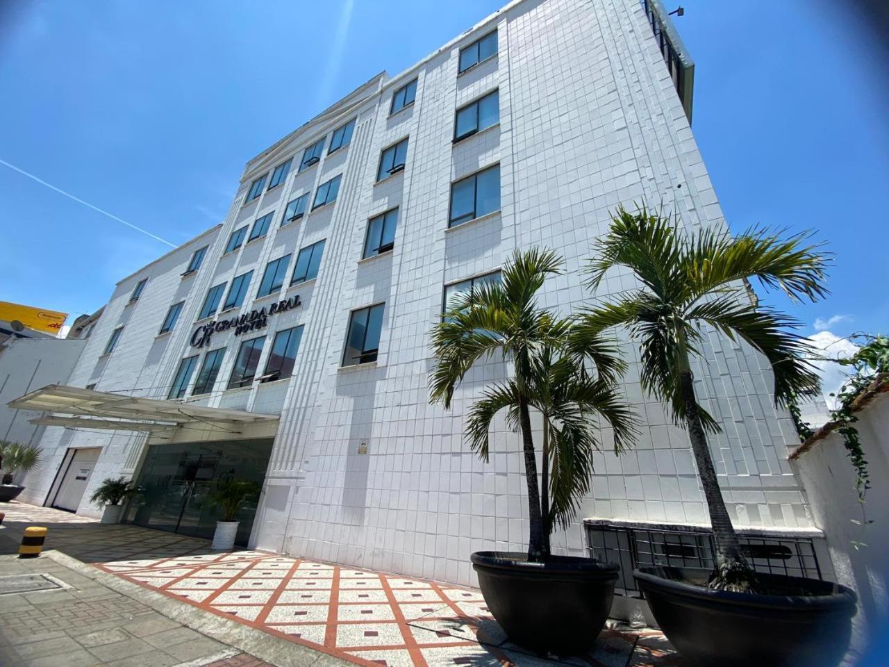 Tama Hotel Granada Real Cali Esterno foto