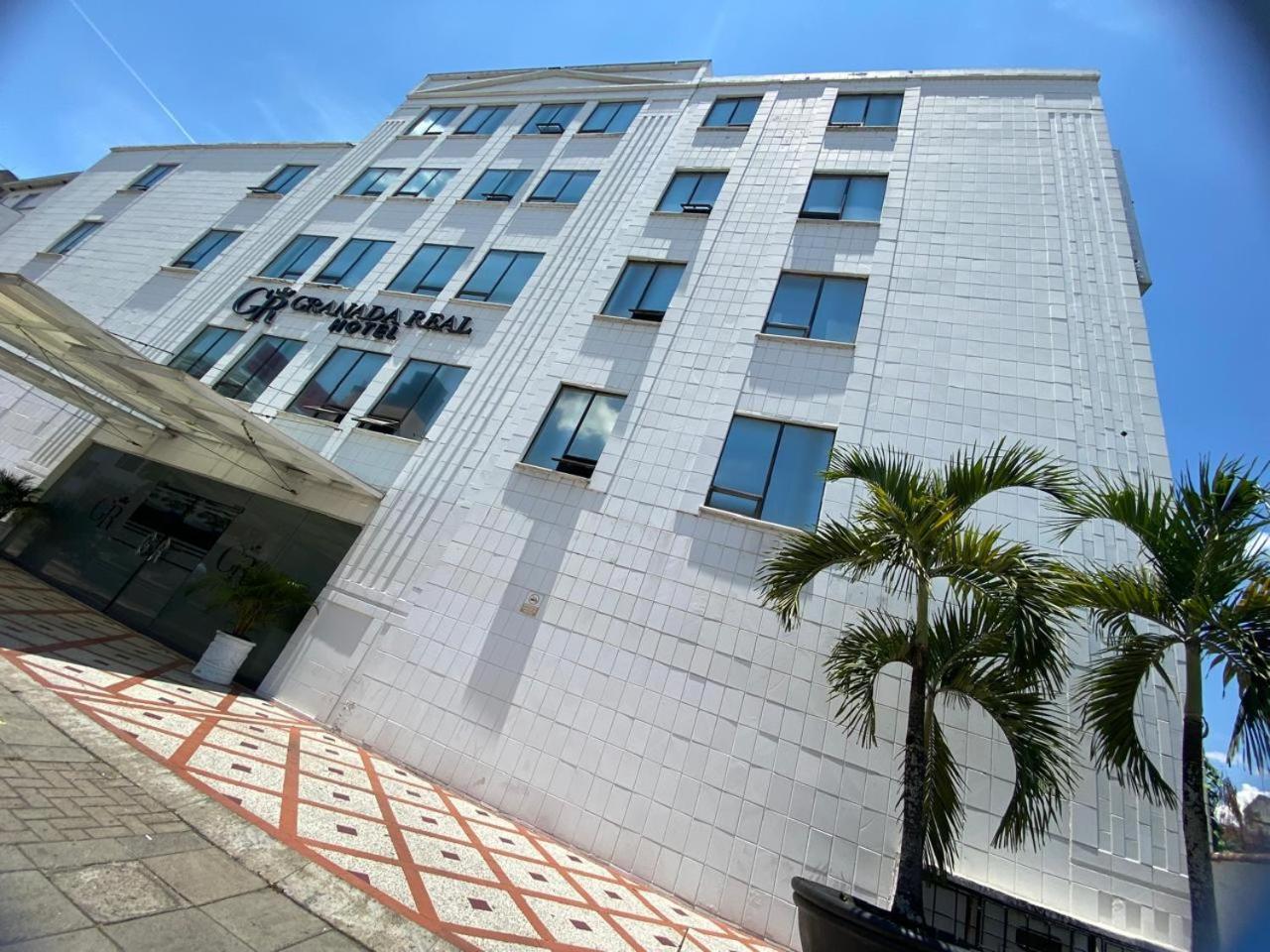 Tama Hotel Granada Real Cali Esterno foto
