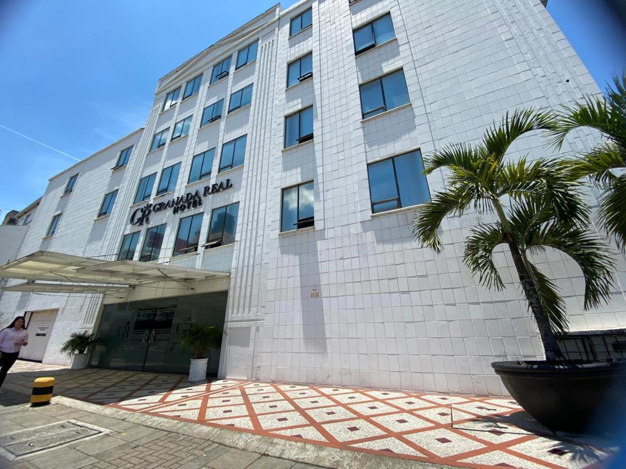 Tama Hotel Granada Real Cali Esterno foto
