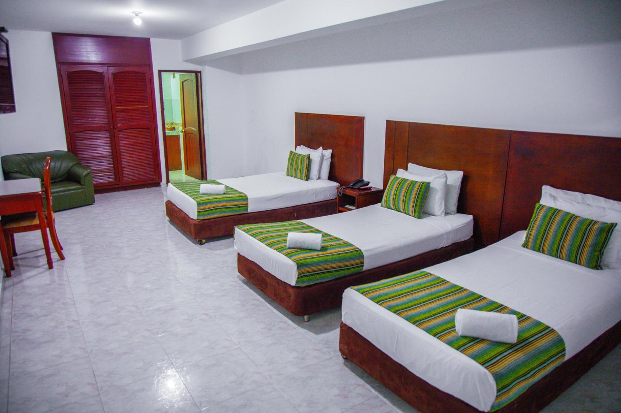 Tama Hotel Granada Real Cali Esterno foto